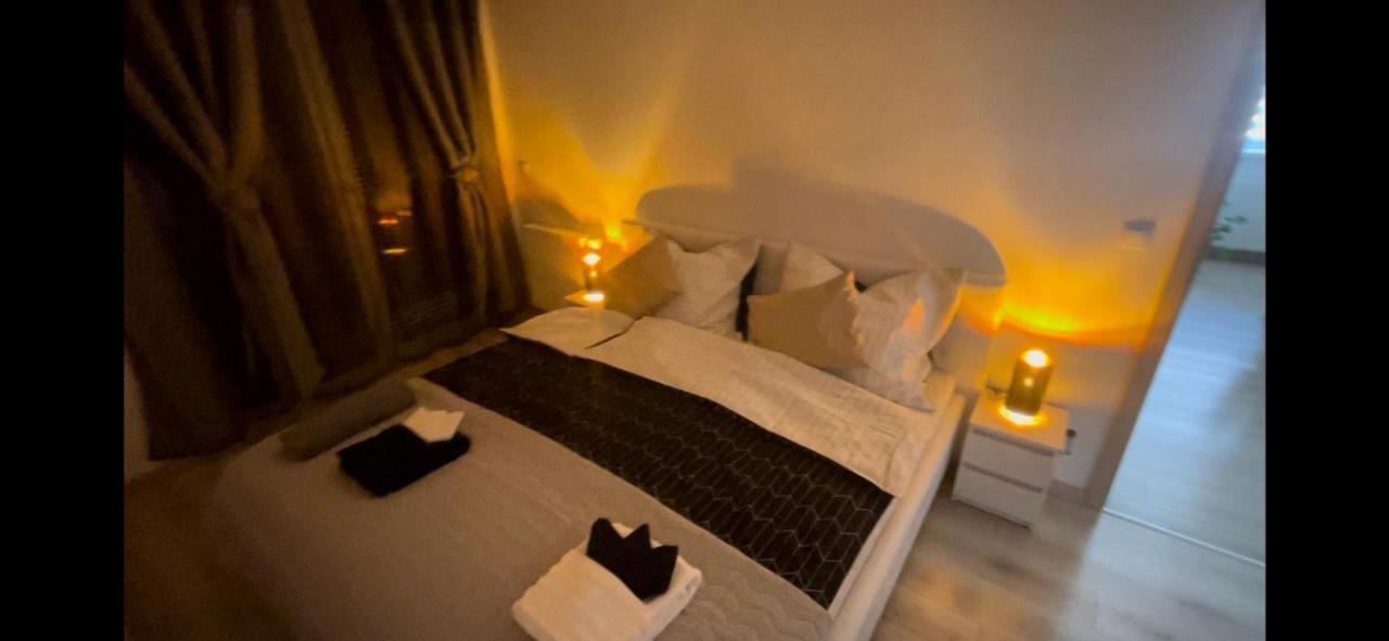 N.cristian Apartment *
