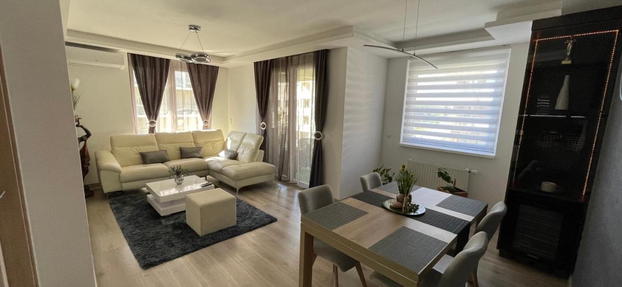 N.cristian Apartment